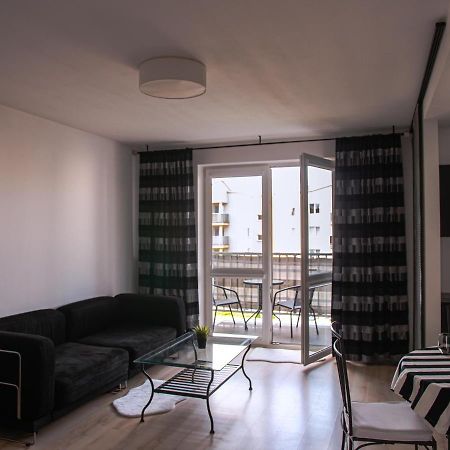Sdh 2 Radzymin Comfortable Apartment Near Warsaw Esterno foto
